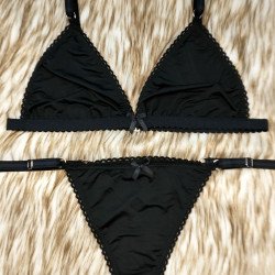 Conjunto de Seda Fría Negro Liso